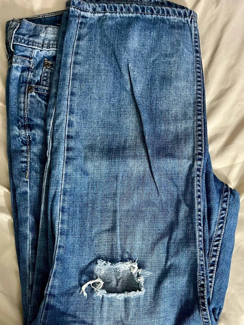 Seven7 Men's Distressed Relaxed Fit Blue Jeans - Picture 4 of 13